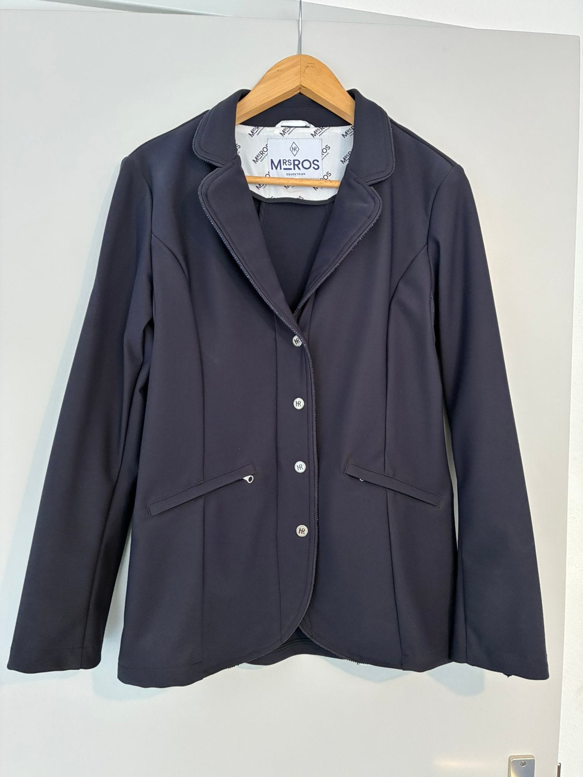 Mooi Mrs Ros Equestrian wedstrijdjasje donkerblauw ZGAN, Dieren en Toebehoren, Ophalen of Verzenden, Zo goed als nieuw, Dressuur
