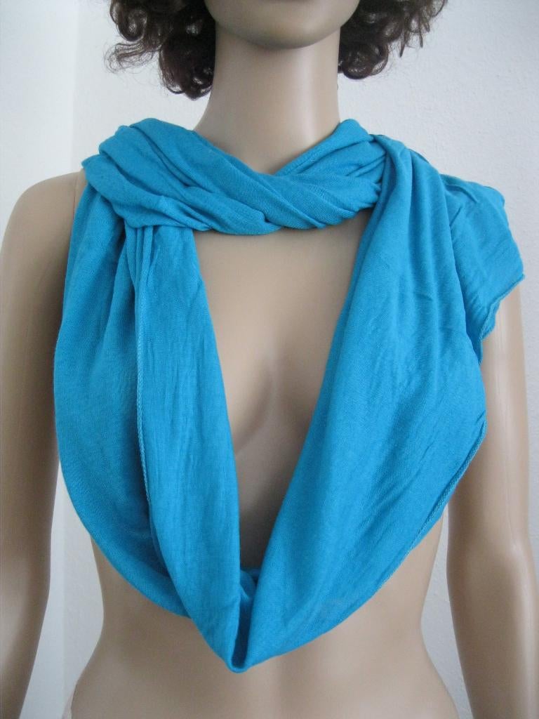 1 blauw/groen ronde sjaal, stretch, 60X190 cm., Maat 46/48 (XL) of groter, Ophalen of Verzenden, Onbekend, Gedragen