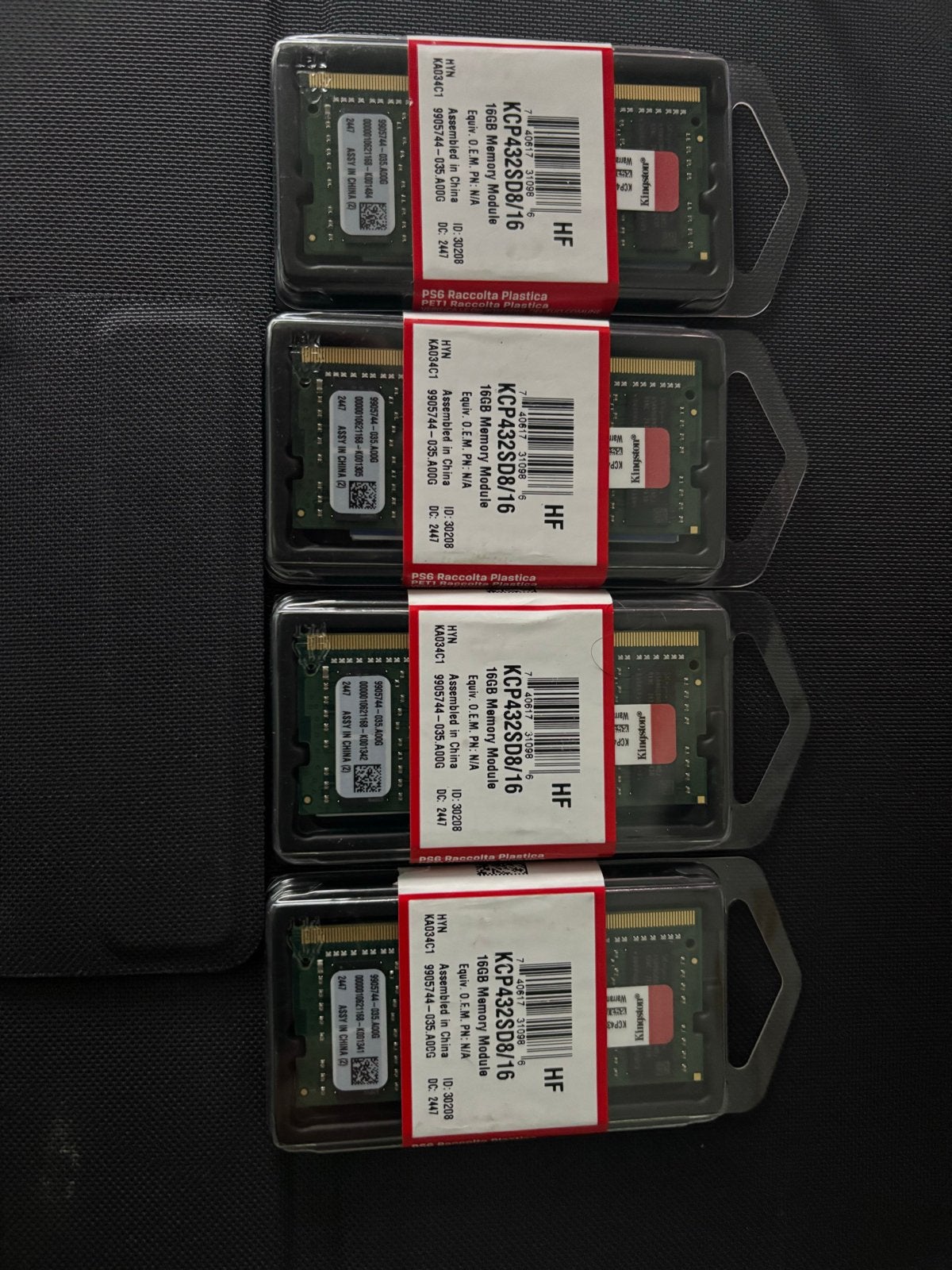 Kingston KCP42S8DB/16 16GB DDR4 RAM modules (4 stuks), Computers en Software, RAM geheugen, DDR4, Nieuw, Ophalen of Verzenden