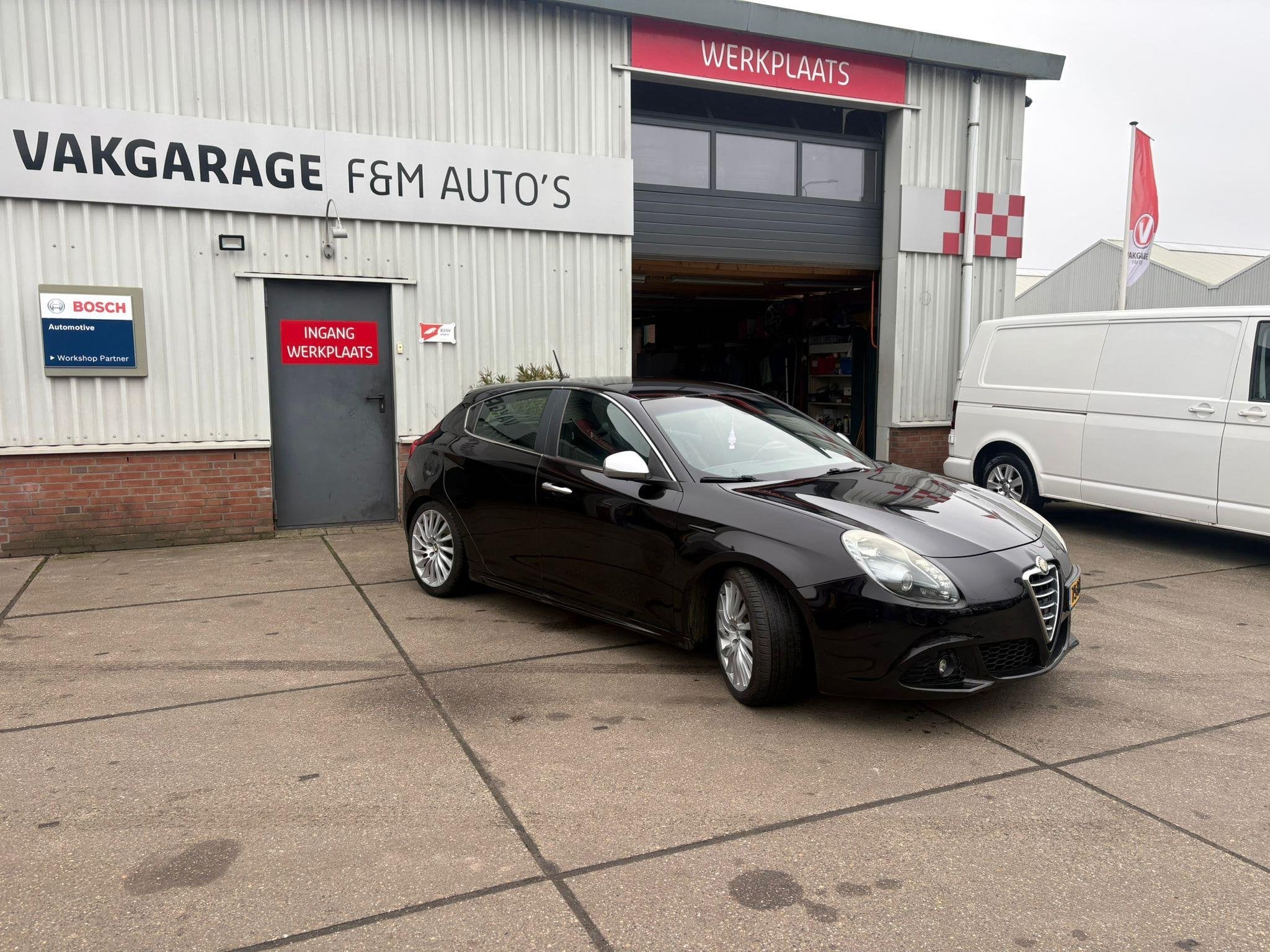 Alfa Romeo Giulietta 1.4 T Distinctive Clima, navi, PDC acht, Auto's, Voorwielaandrijving, Gebruikt, Euro 6, 4 cilinders