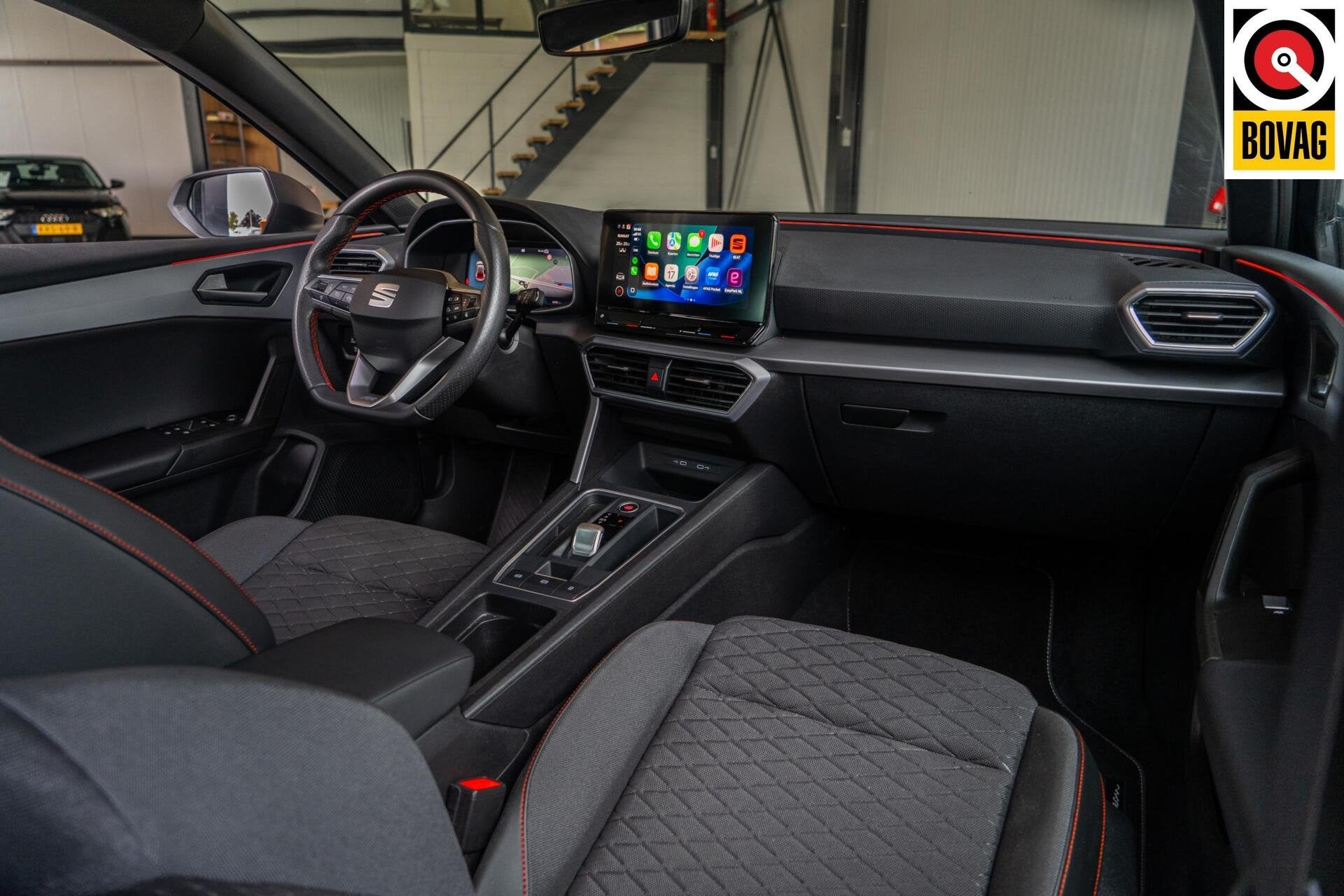 Seat Leon 1.5 TSI FR | Pano | Cam | Sfeer | Stoelverwarming, Dealer onderhouden, 4 cilinders, Leon, Leder en Stof