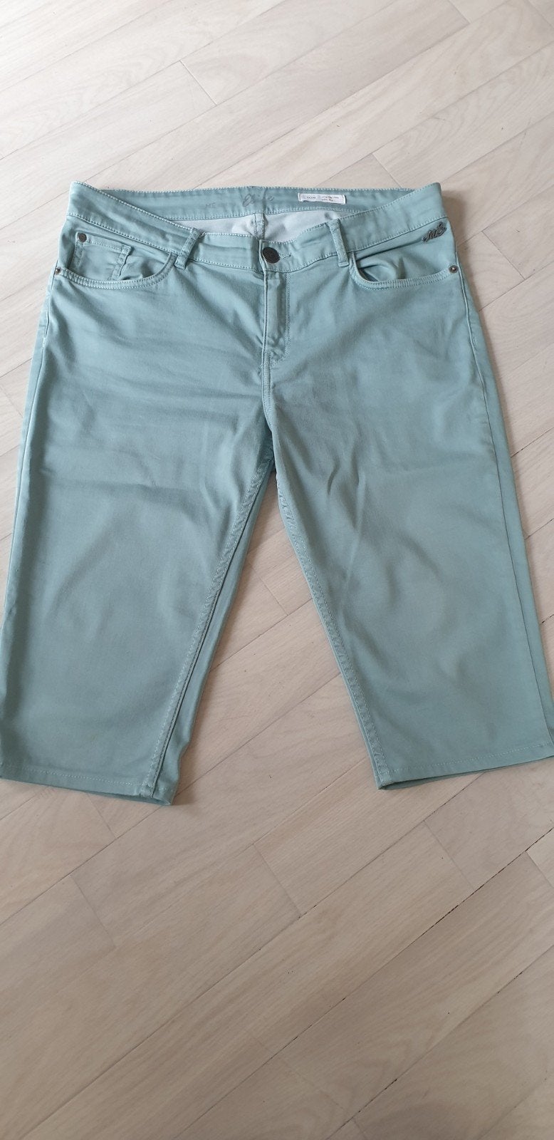 Capri broek dames maat L, Maat 38/40 (M), Ophalen of Verzenden, Onbekend, Driekwart