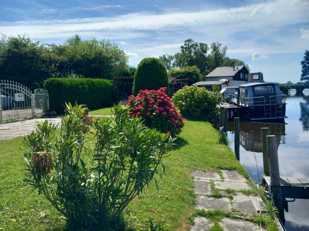 Prachtige ligplaats voor woonark ter overname aangeboden, Haarlem, Verkoop zonder makelaar, Noord-Holland