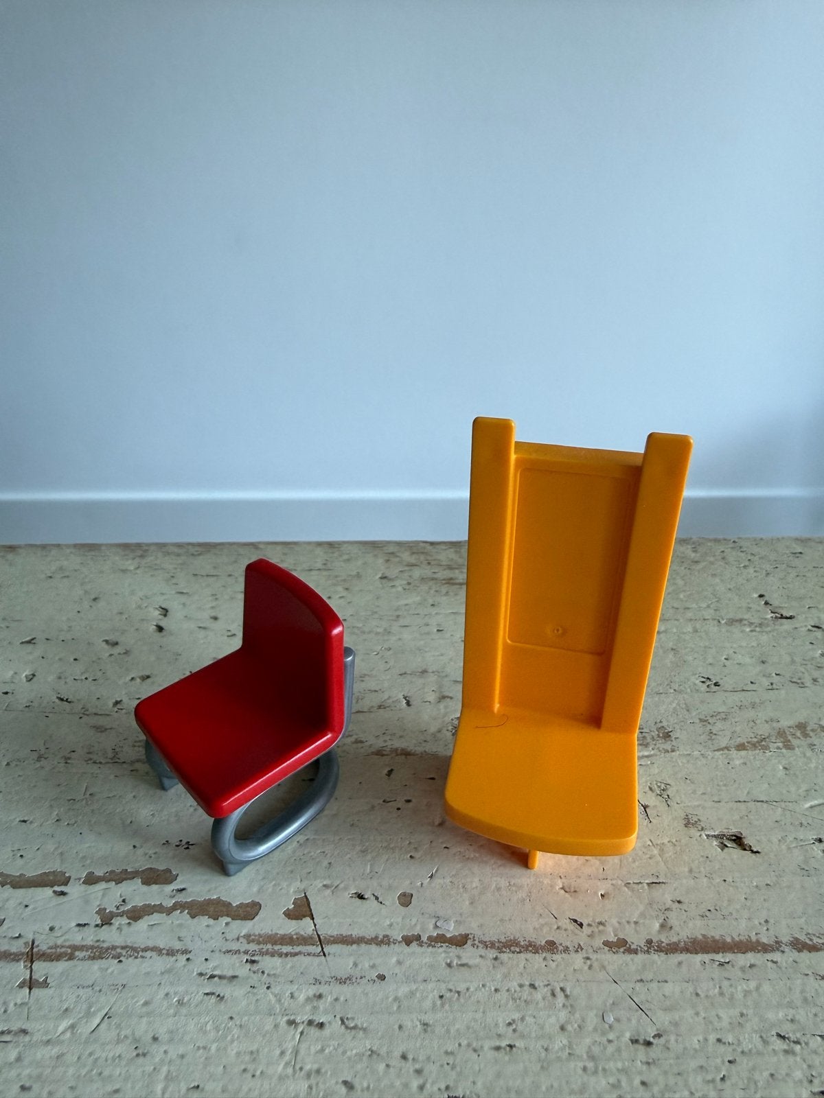 PLAYMOBIL stoelen - rood en geel, Kinderen en Baby's, Ophalen of Verzenden, Gebruikt, Losse onderdelen, Overige typen