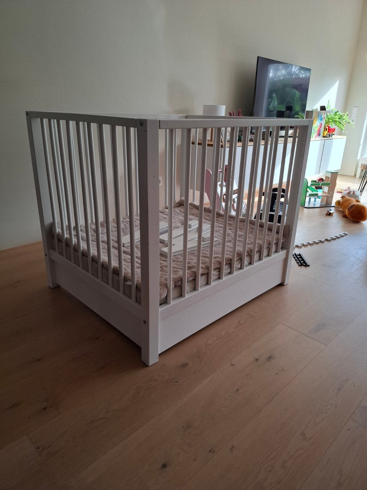 witte box, Kinderen en Baby's, Ophalen, Gebruikt, In hoogte verstelbaar