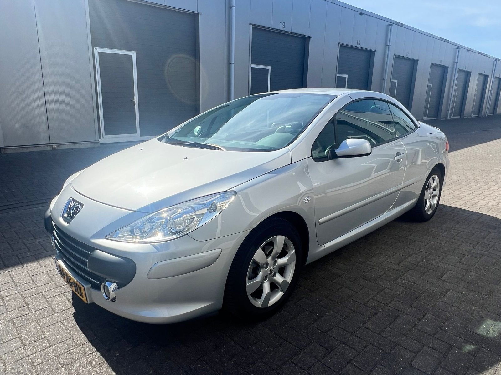 Peugeot 307 2.0 16V CC AUT 2008 Grijs, 4 cilinders, Cabriolet, 4 stoelen, Origineel Nederlands