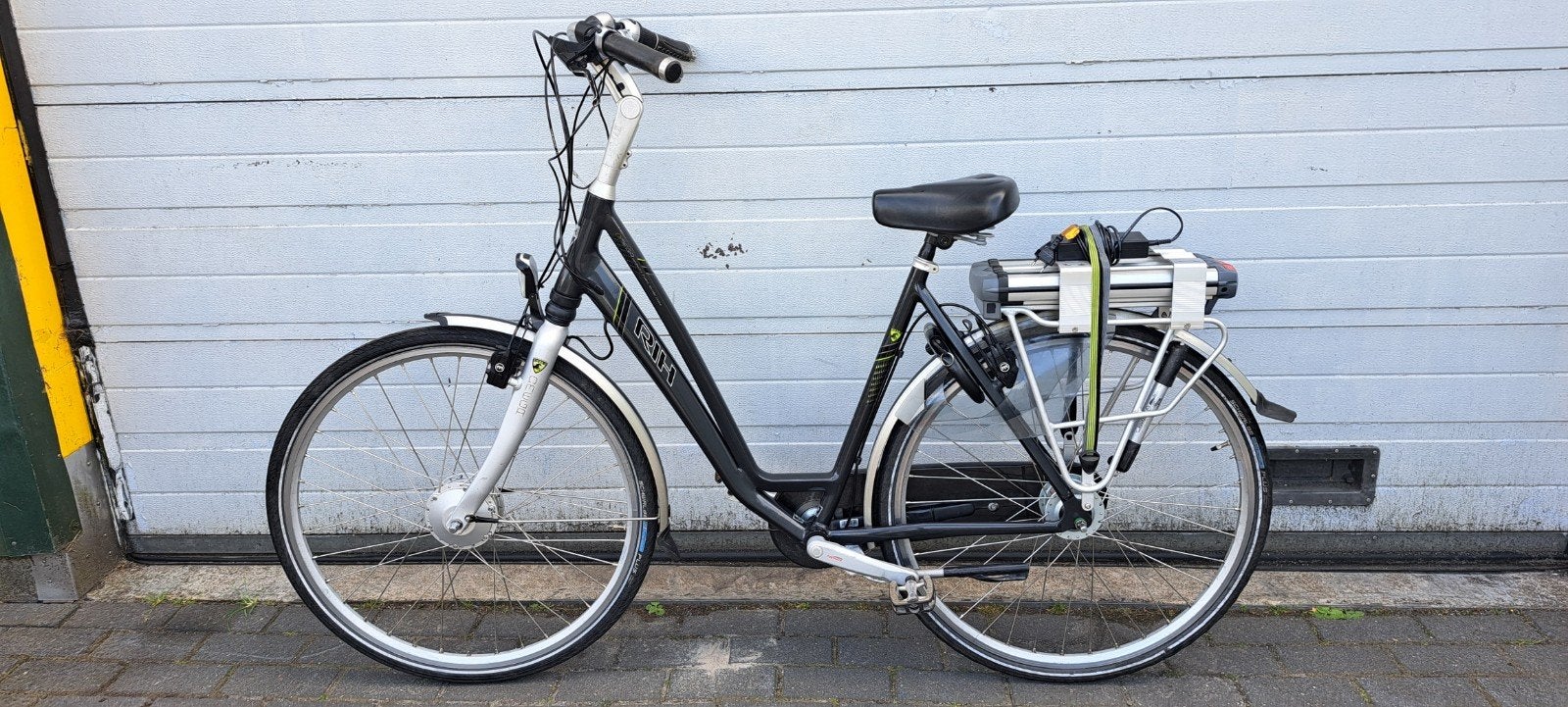 Nette Rih Omega 3700km elektrische fiets, Versnellingen, 56 cm of meer, Zo goed als nieuw, Schijfrem