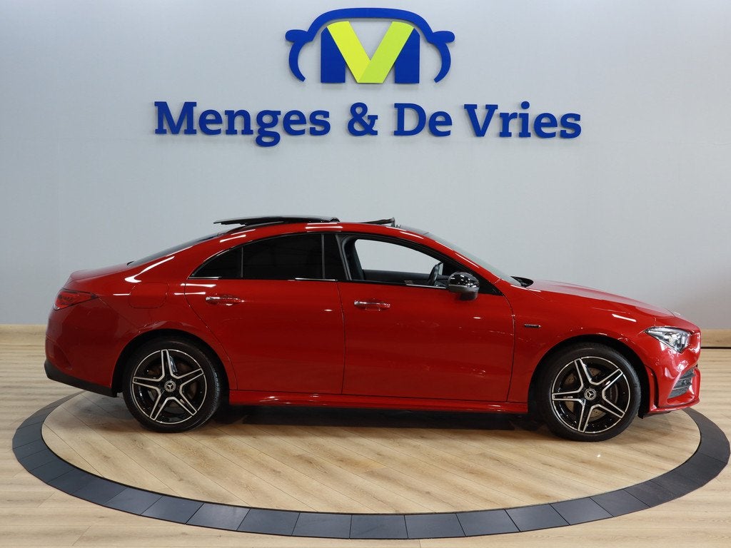Mercedes-Benz CLA-Klasse 250 e Business Solution AMG Limited, Gebruikt, 4 cilinders, 15 kWh, Bedrijf