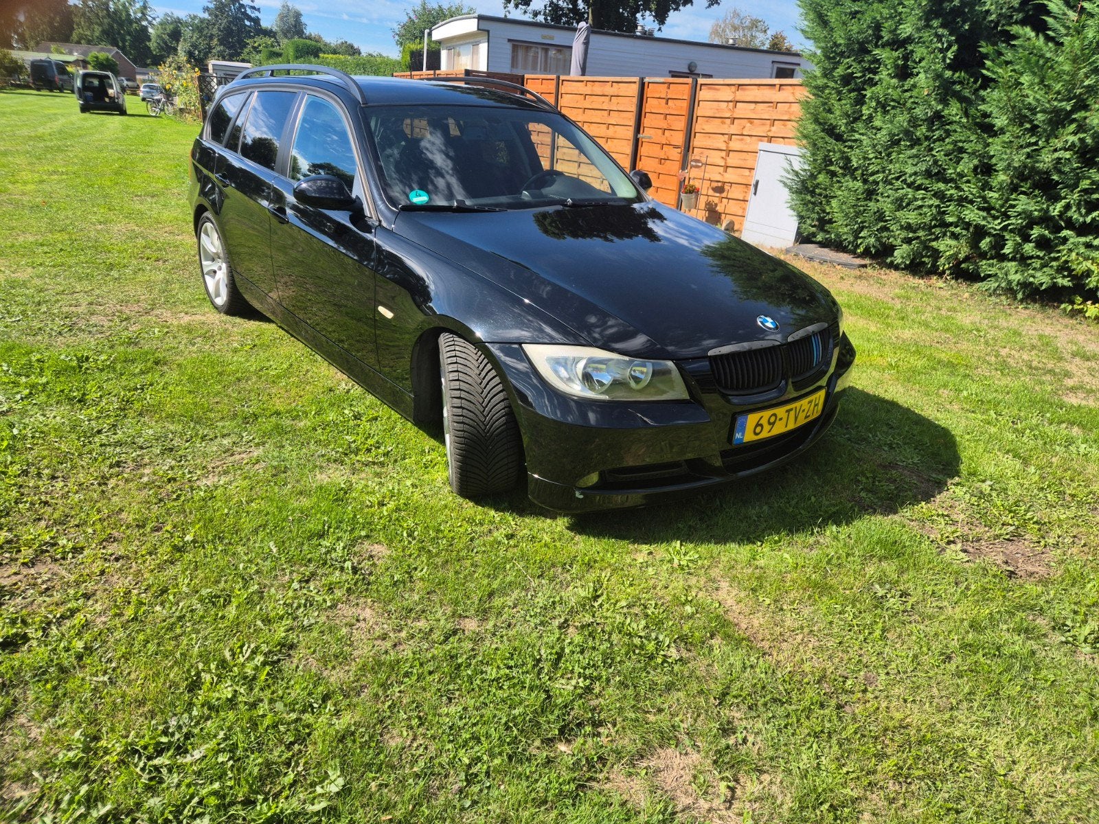 BMW 320i (e91) uit 2007 Zwart., 129 pk, Zwart, Particulier, 1405 kg