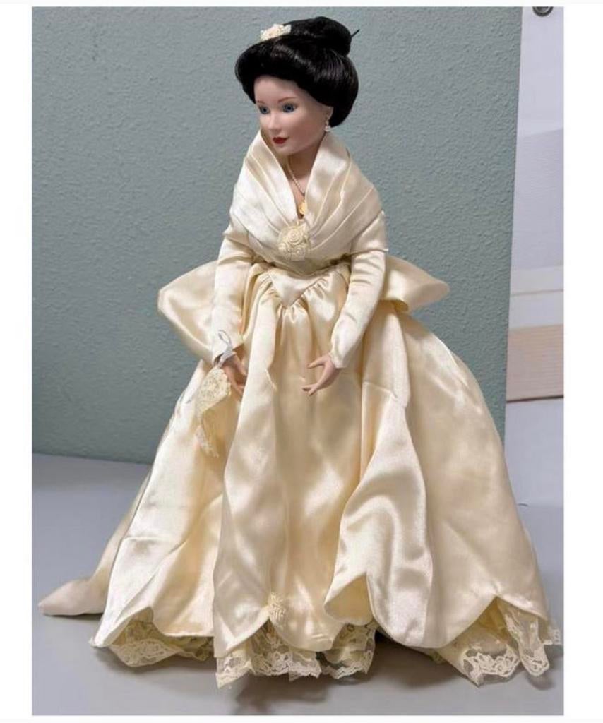 Ashton-Drake Galleries wedding Dress Doll 1994 signed + doos, Ophalen of Verzenden, Zo goed als nieuw, H, H