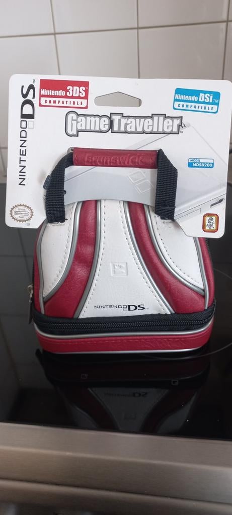 Nintendo DS Game Traveller Hoesje Rood/Wit, Ophalen of Verzenden, Nieuw, DS Original of Phat, Hoesje, Tasje of Behuizing