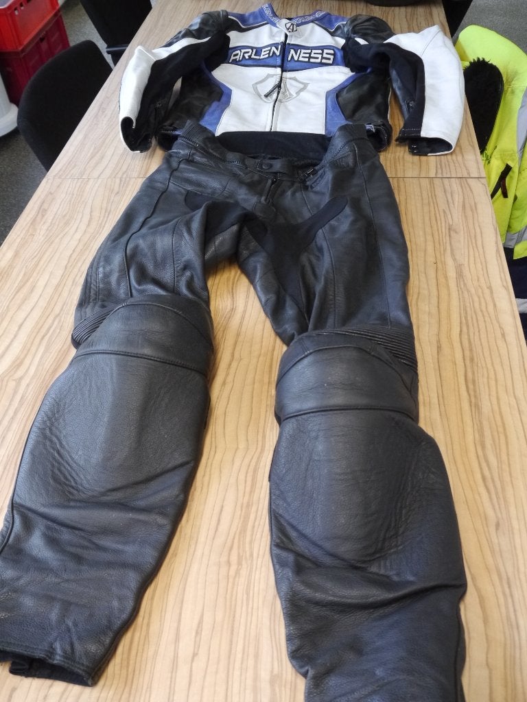 (26) motorpak Arlen Ness maat 50 en 98, Combipak, Dames, Arlen Ness, Ophalen of Verzenden