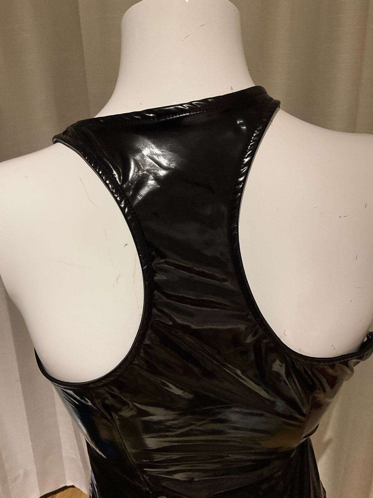 Zwarte lak mini jurk -  maat klein S, Kleding | Dames, Jurken, Zwart, Ophalen of Verzenden, Maat 36 (S), Gedragen