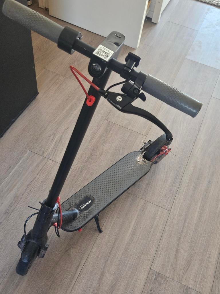 Elektrische step (E-scooter) - werkt prima, Fietsen en Brommers, Ophalen of Verzenden, Gebruikt, Elektrische step (E-scooter)