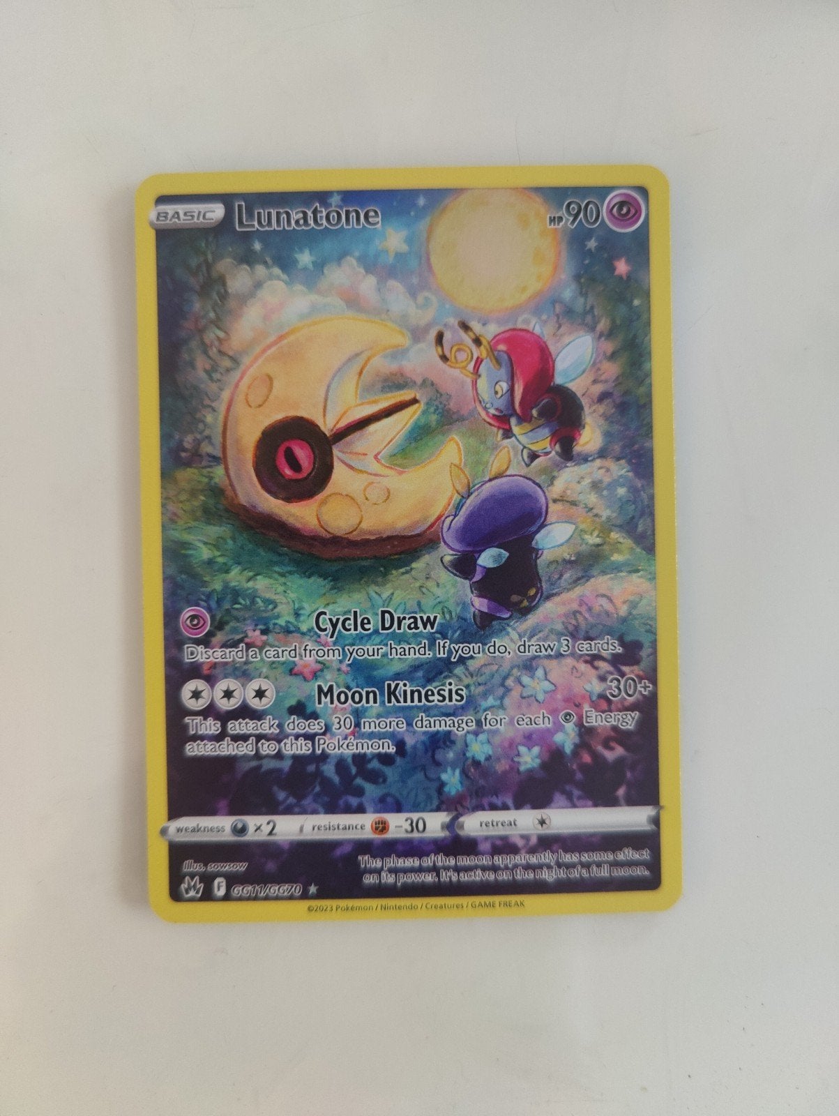 Lunatone Pokemon kaart (067/090) in goede staat + hoesje, Ophalen of Verzenden, Zo goed als nieuw, Losse kaart