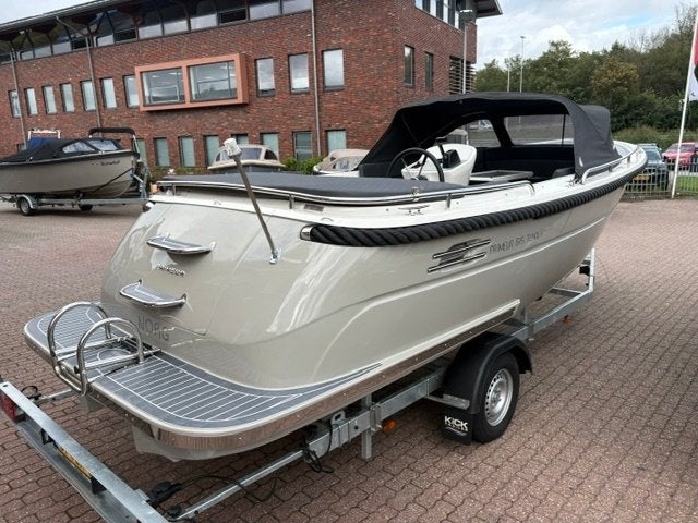Primeur 615 Tender 2023, Ophalen, Tender, Binnenboordmotor, Rondzit