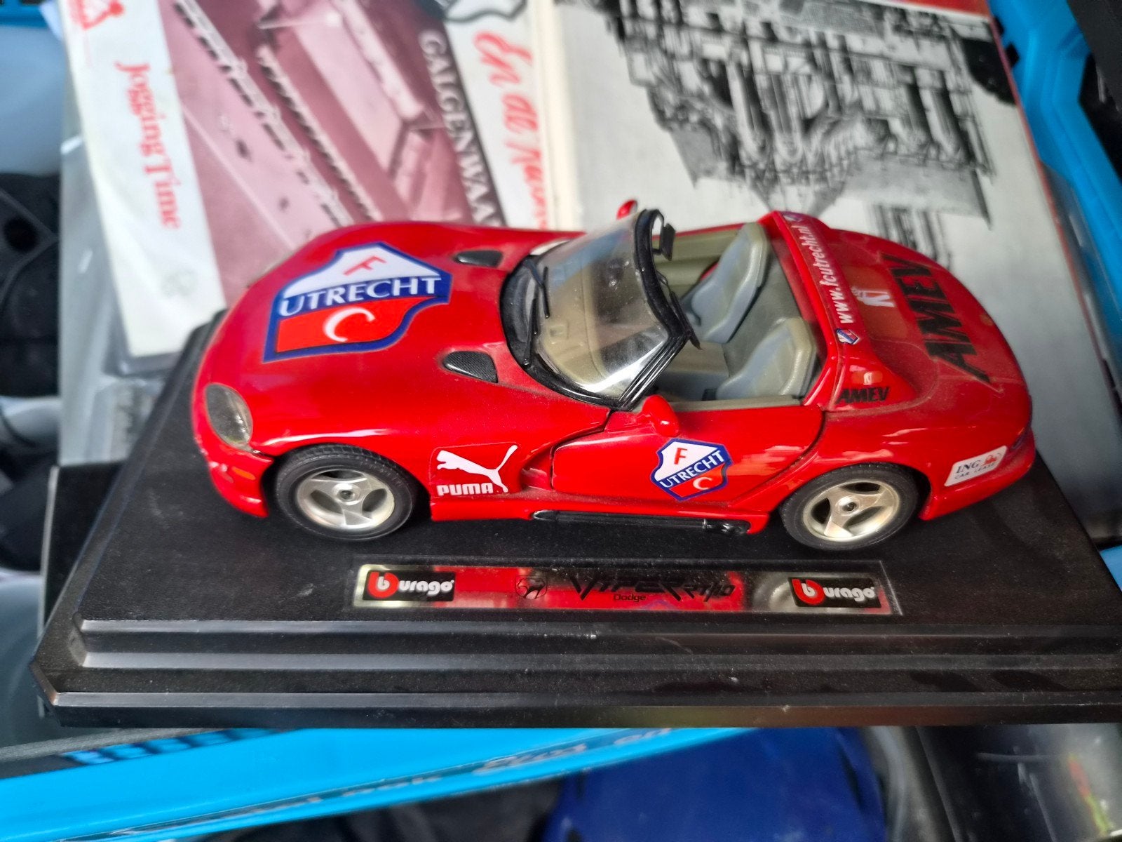 FC Utrecht Auto - Burago Dodge Viper RT/10 Schaalmodel, Overige merken, Gebruikt, Auto, 1:32 tot 1:50