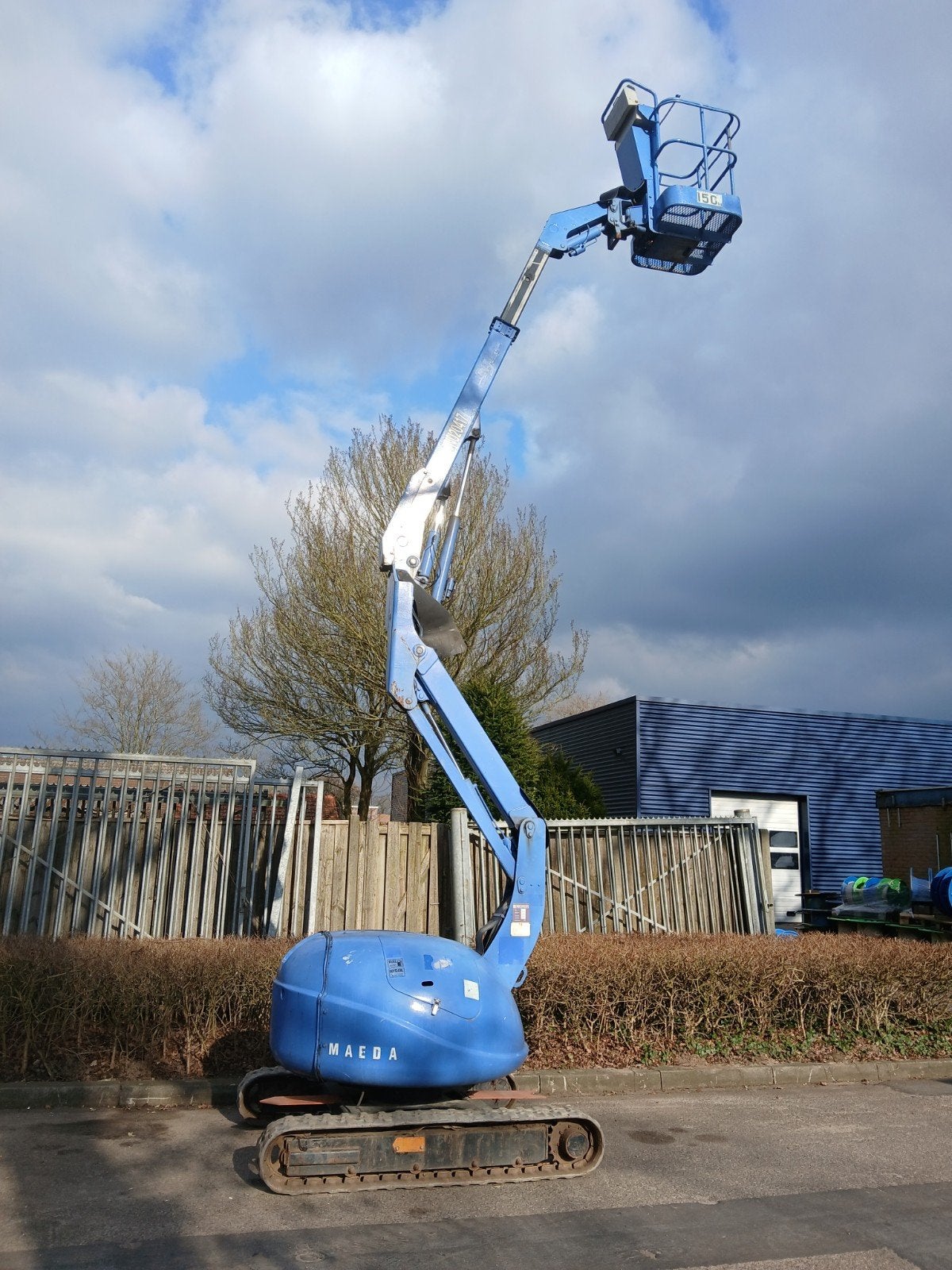Maeda Nagano nul 070 hoogwerker rups hoogwerker 2400 kg, Ophalen
