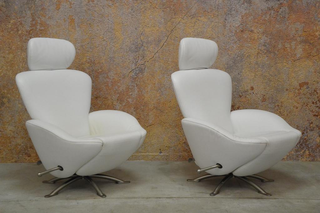 IZG Staat witte leren Cassina Dodo design relaxfauteuil, Cassina, Cassina, 75 tot 100 cm, Ophalen of Verzenden