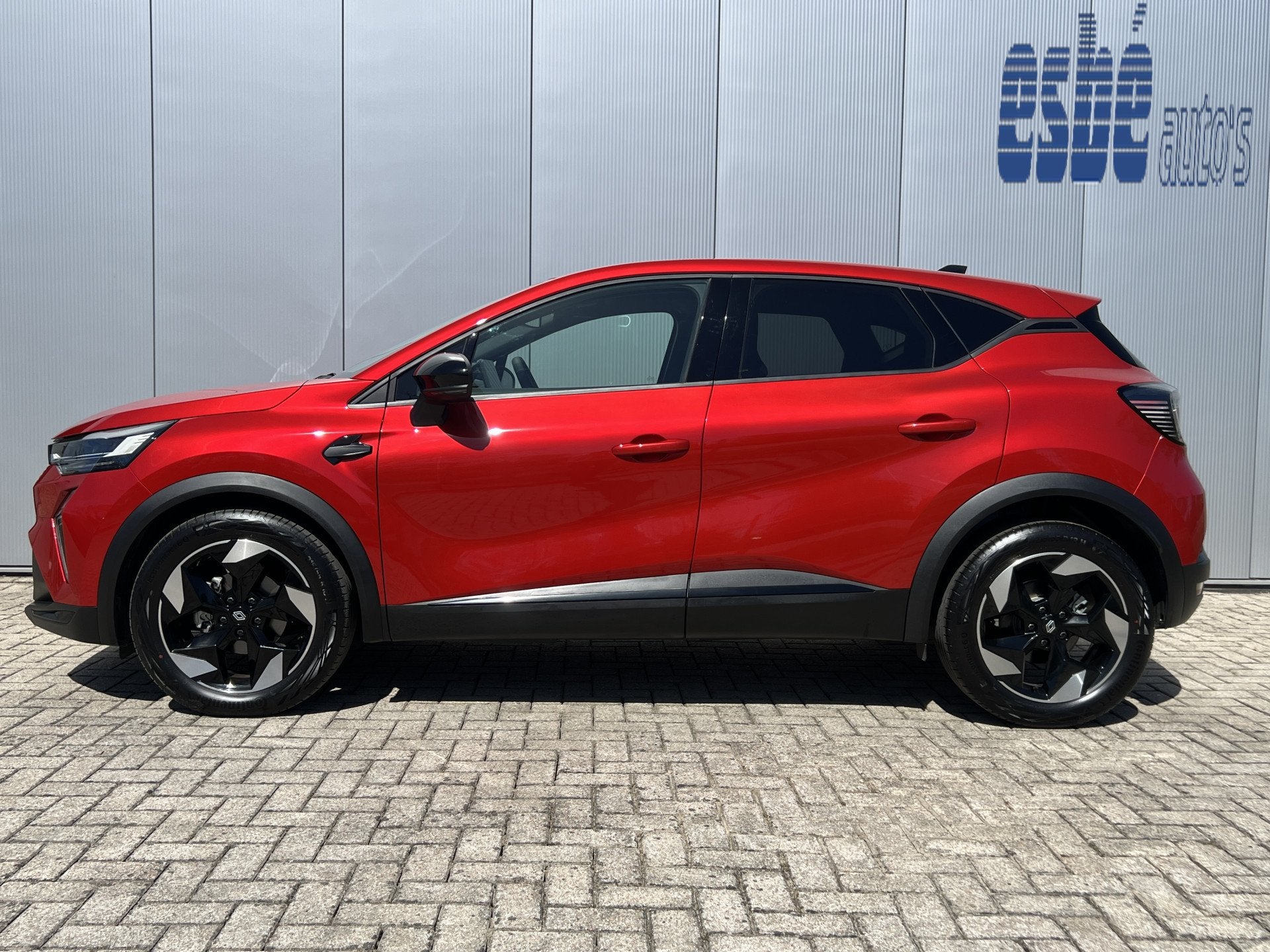 Renault Captur 1.3 TCE MILD HYBRID 160 TECHNO AUTOMAAT Navig, Auto's, 1272 kg, Stof, Gebruikt, 4 cilinders