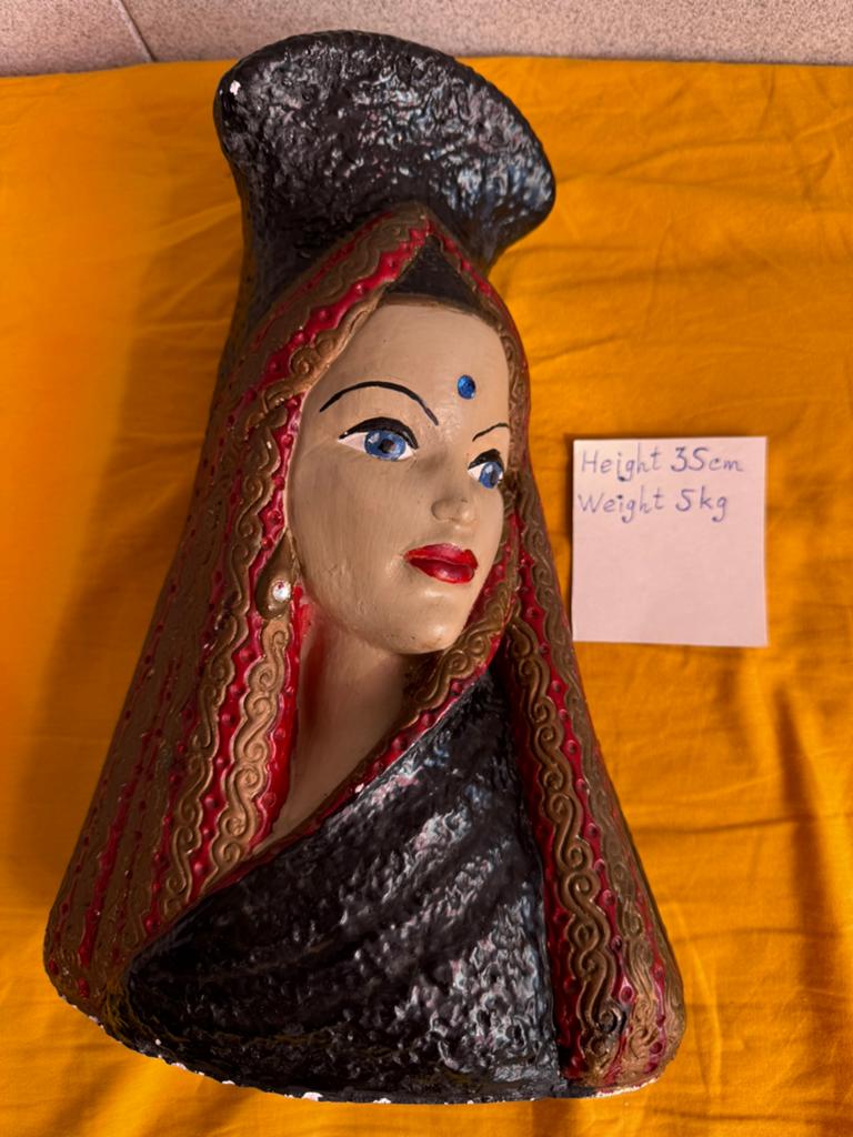 Plaster bust of an Indian girl vintage, Ophalen of Verzenden