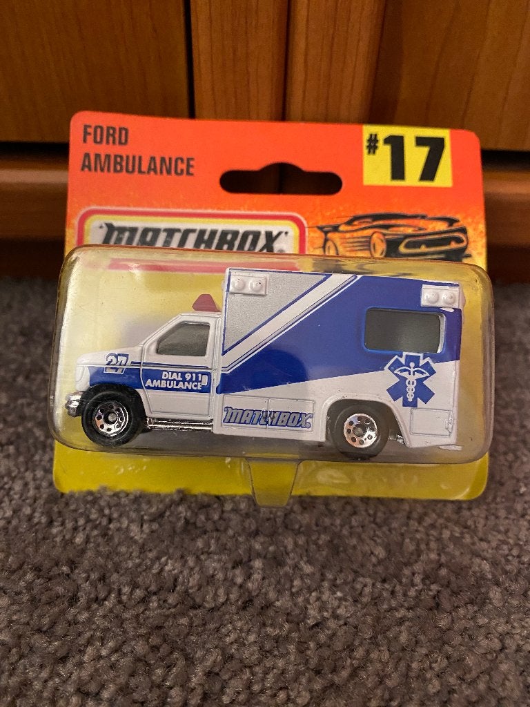 Matchbox Ford Ambulance nog in verpakking, Ophalen of Verzenden, Nieuw, Auto