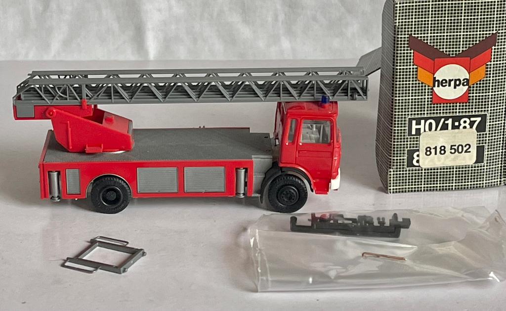 Herpa 818502: MAN DLK 23/12 ladderwagen brandweer, Ophalen of Verzenden, Zo goed als nieuw, Bus of Vrachtwagen, Herpa