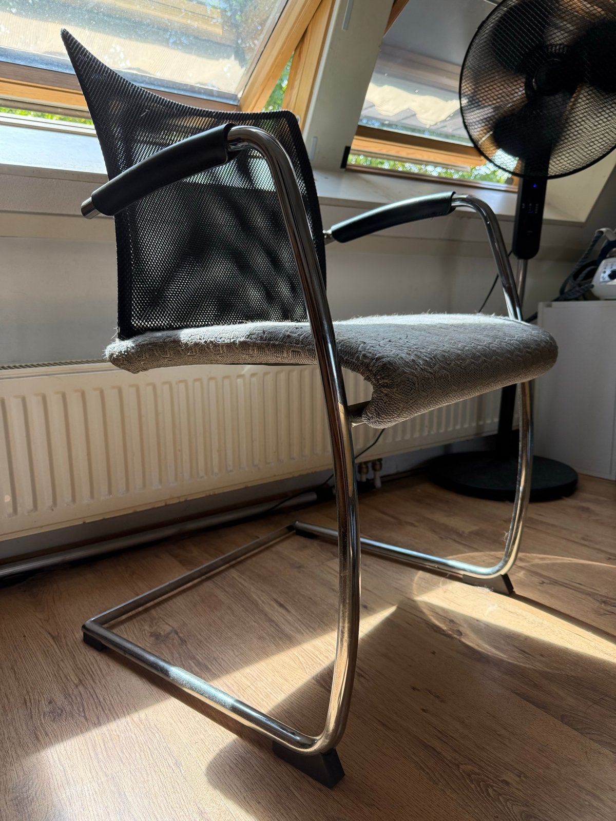 2x Züco stoelen voor eetkamer, kantoor, vergadering etc., Ophalen, Gebruikt, Twee, Metaal
