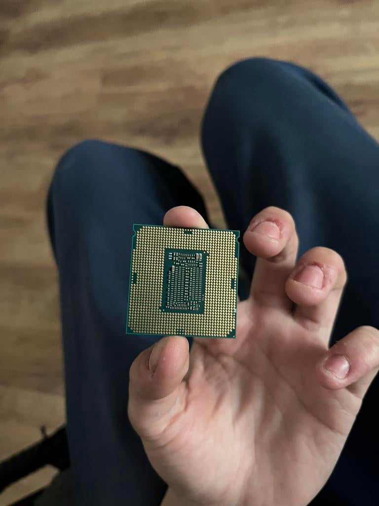 Intel Core i9-9900K Processor - 8 Cores, 16 Threads, Ophalen of Verzenden, Gebruikt, 8-core, 4 Ghz of meer