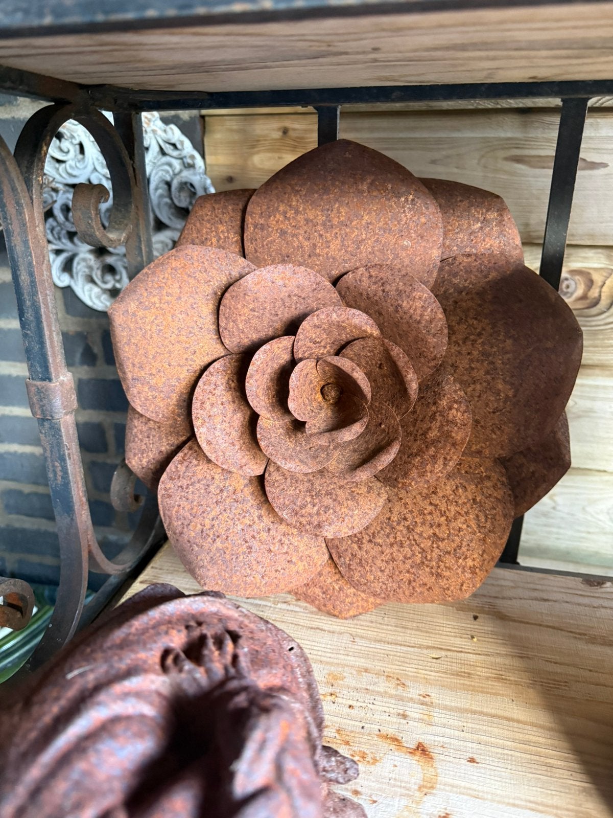 Ijzeren betonnen bloemen zinken teilen, Ophalen, Minder dan 30 cm, Rond, Zo goed als nieuw
