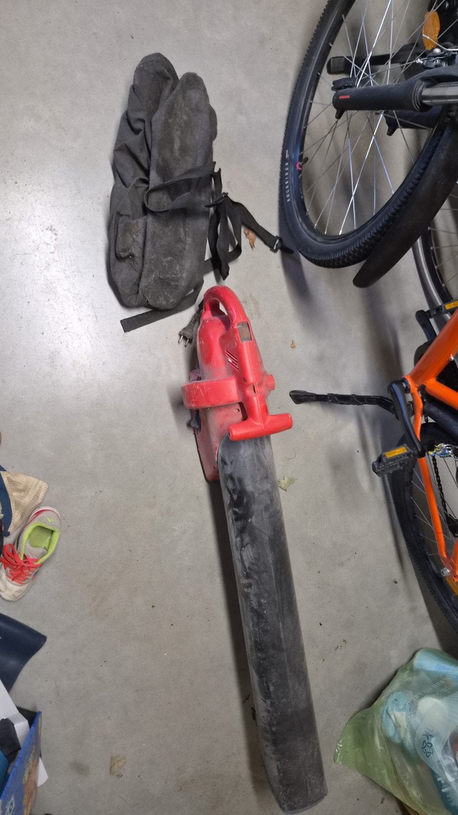 Gebruikte rode bladblazer, Gebruikt, Onbekend, Handgedragen, Ophalen of Verzenden