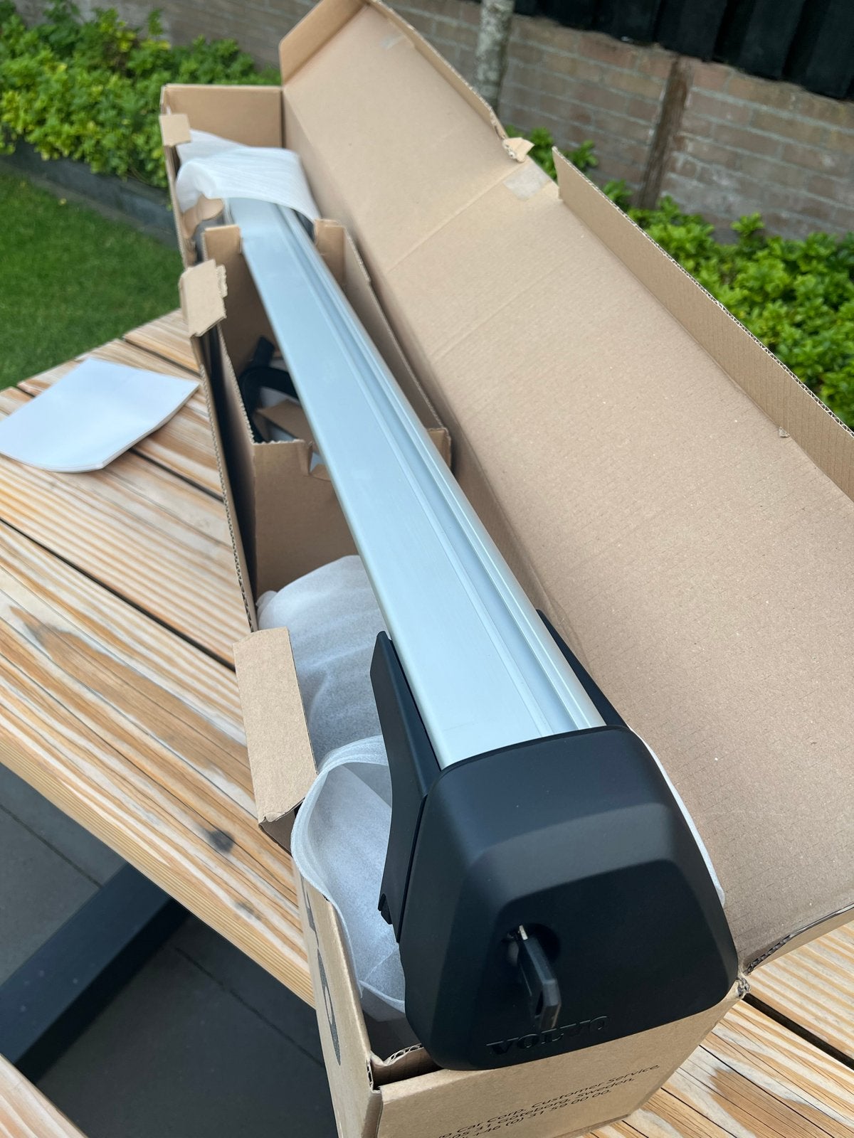 Nieuwe originele Volvo XC40 / EX40 dakdragers 32270145, Ophalen, Nieuw