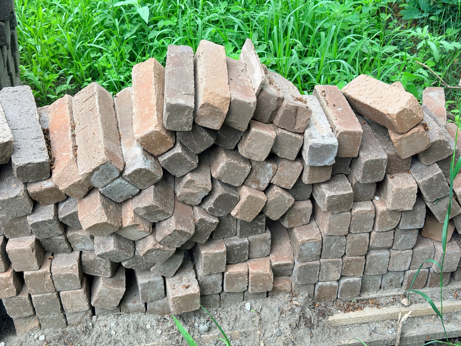 Gratis af te halen Gebakken Waaltjes en betonnen banden, Ophalen, Overige materialen, Gebruikt, Overige typen