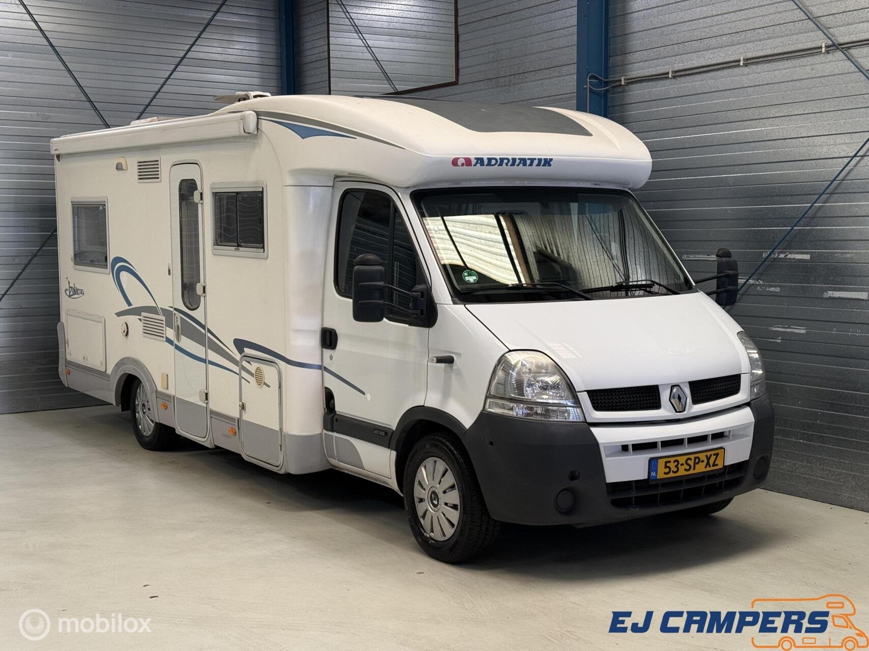 Adria mobil ADRIATIK, Caravans en Kamperen, Campers, Airbags, Ringverwarming, 6 tot 7 meter, Bedrijf