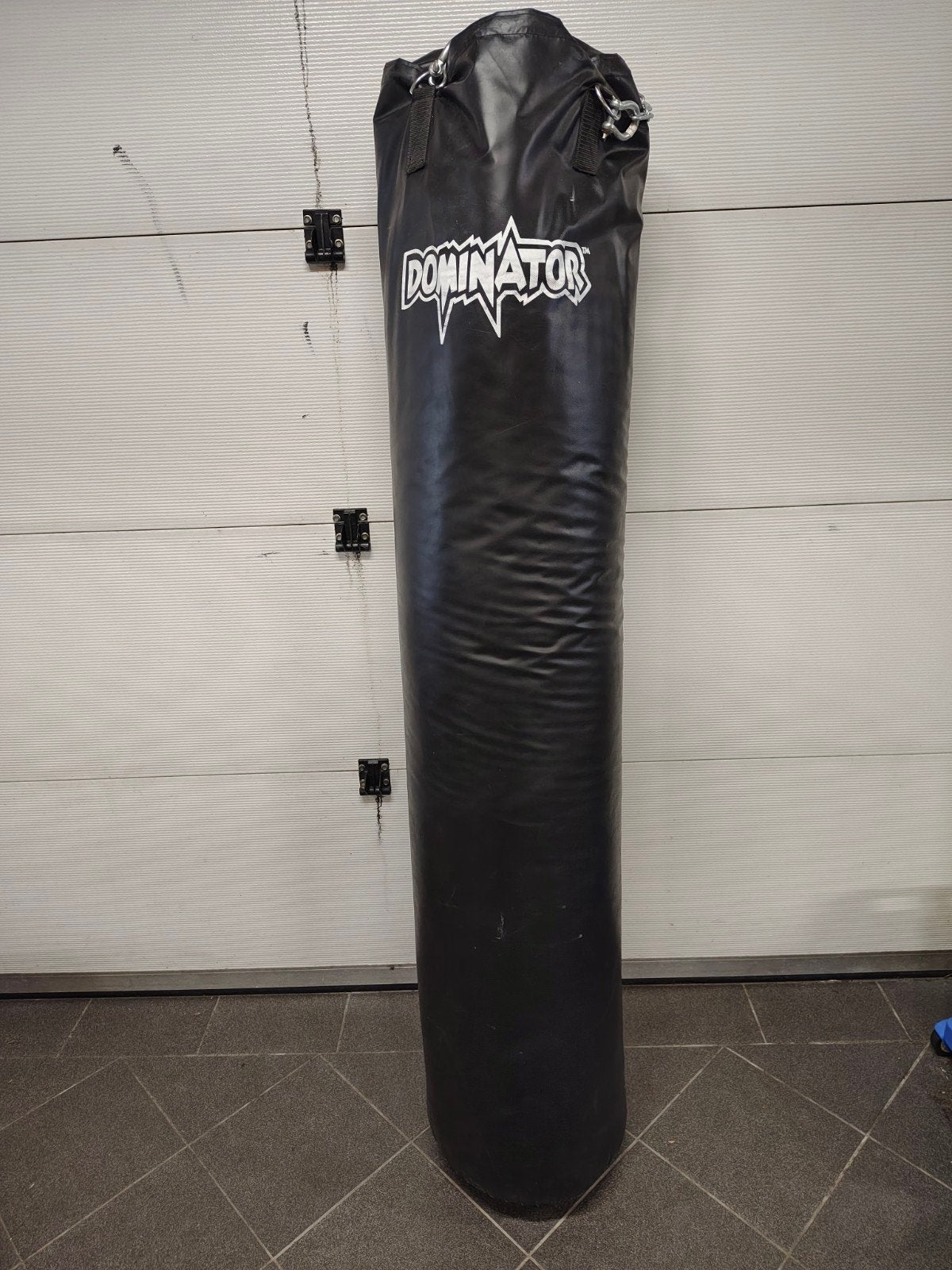 Dominator Bokszak en Bokshandschoenen Set, Sport en Fitness, Ophalen, Gebruikt, Bokszak