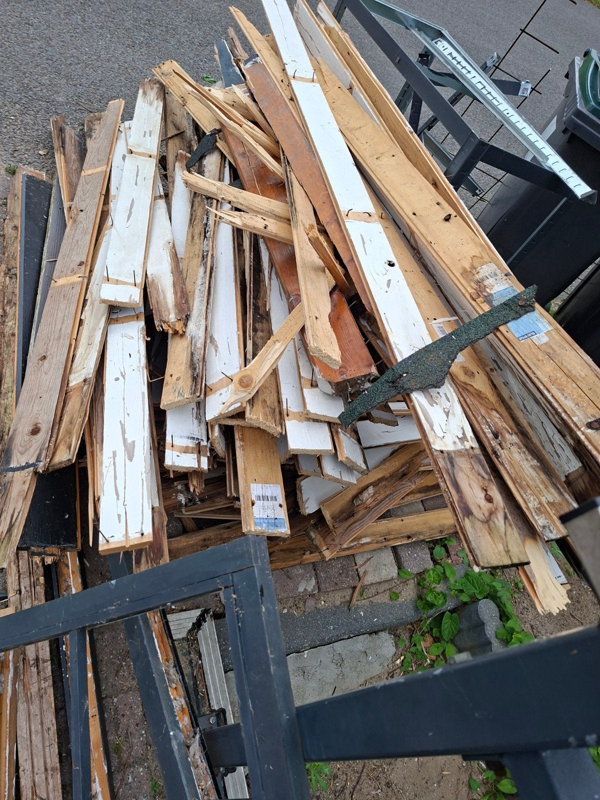 GRATIS VEEL HOUT, Tuin en Terras, Haardhout, Minder dan 3 m³, Ophalen
