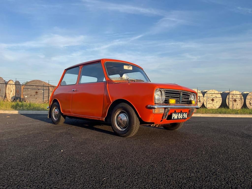 Austin mini clubman 1972 Rood, Auto's, Mini, Voorwielaandrijving, 4 cilinders, 4 stoelen, 35 pk
