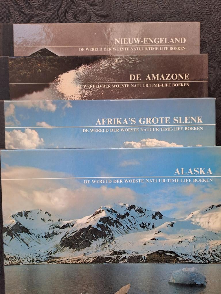 De wereld der woeste natuur, Boeken, Ophalen, Zo goed als nieuw