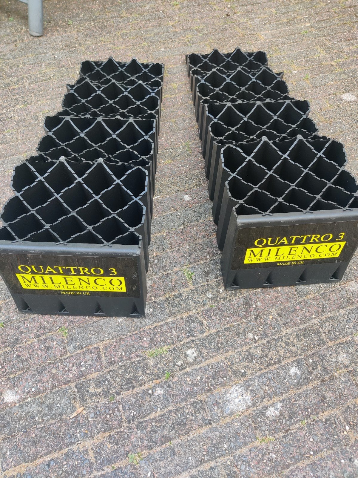 Milenco quattro 3 levellers, Caravans en Kamperen, Camper-accessoires, Ophalen, Nieuw
