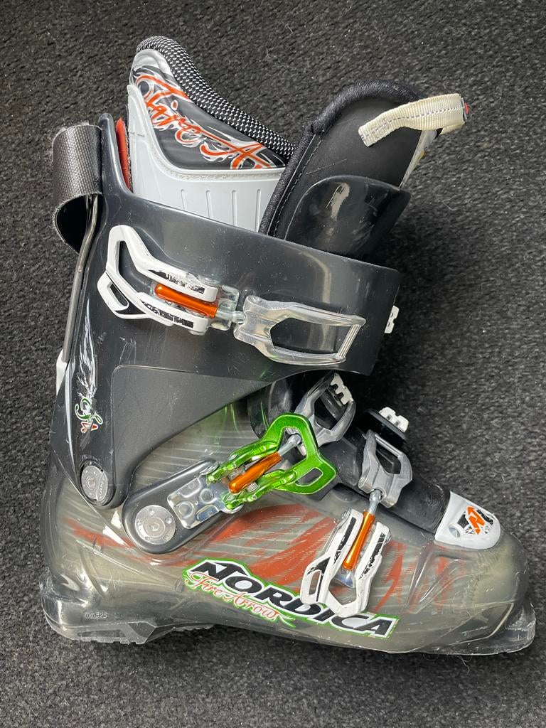 Nordica skischoenen maat 44, Sport en Fitness, Skiën en Langlaufen, 160 tot 180 cm, Gebruikt, Schoenen, Ophalen of Verzenden