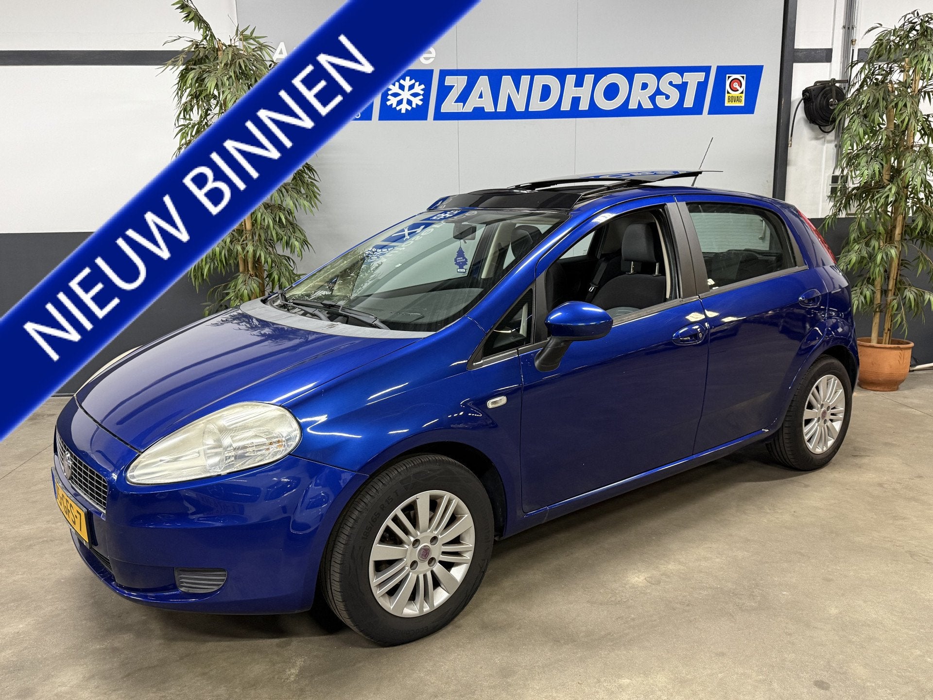 Fiat Grande Punto 1.4 Dynamic//Incl. Nieuwe APK! (bj 2008), Auto's, Voorwielaandrijving, Stof, 4 cilinders, Grande Punto