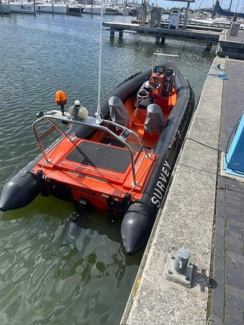 rubberboot, Watersport en Boten, Rubberboten, Gebruikt, Binnenboordmotor, Zonnedek, Benzine
