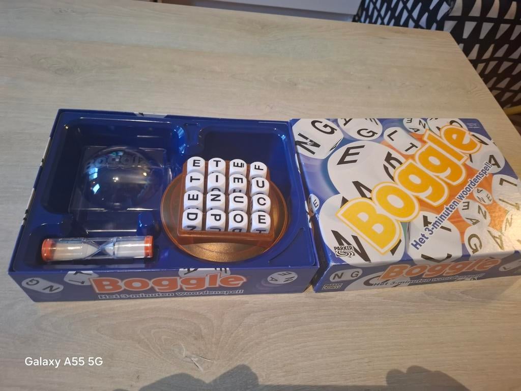 Boggle: Het 3-minuten woordenspel van Parker/Hasbro, Parker / Hasbro, Ophalen of Verzenden, Zo goed als nieuw, Consumercare@hasbro.co.uk