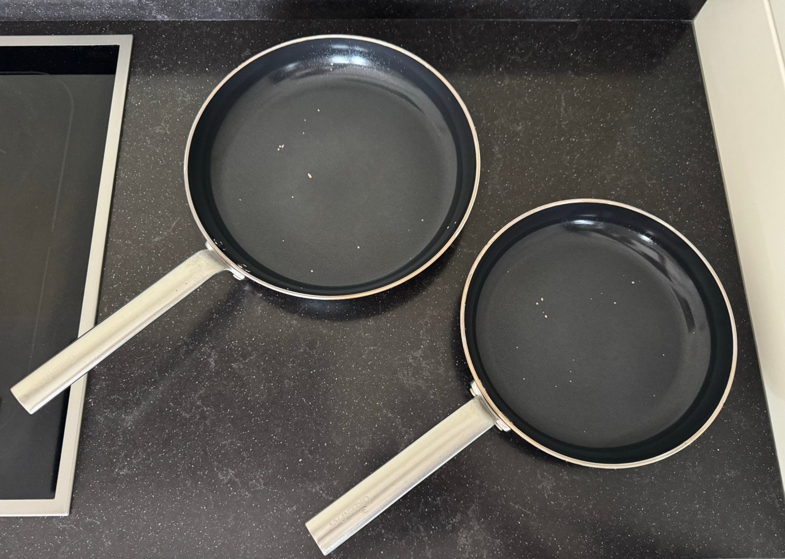 Green Pan koekenpan met keramische antiaanbaklaag 24 / 28 cm, Koekenpan, Gebruikt, Aluminium, Ophalen of Verzenden