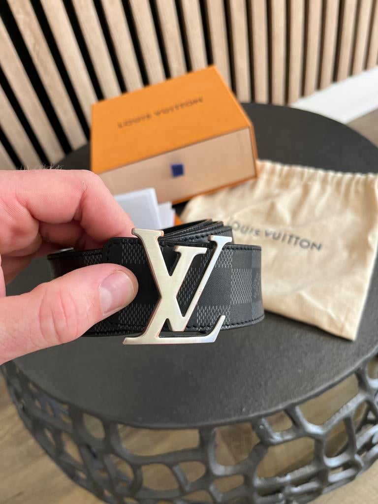 Louis Vuitton Damier Riem 95 - Nieuwstaat incl. bon, 95 tot 105 cm, Zwart, Ophalen of Verzenden, Zo goed als nieuw