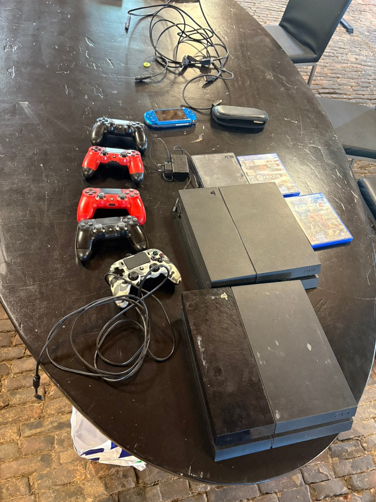 Tekoop 2 PlayStation 4 en een psp, Ophalen, Online, Overige genres, Virtual Reality
