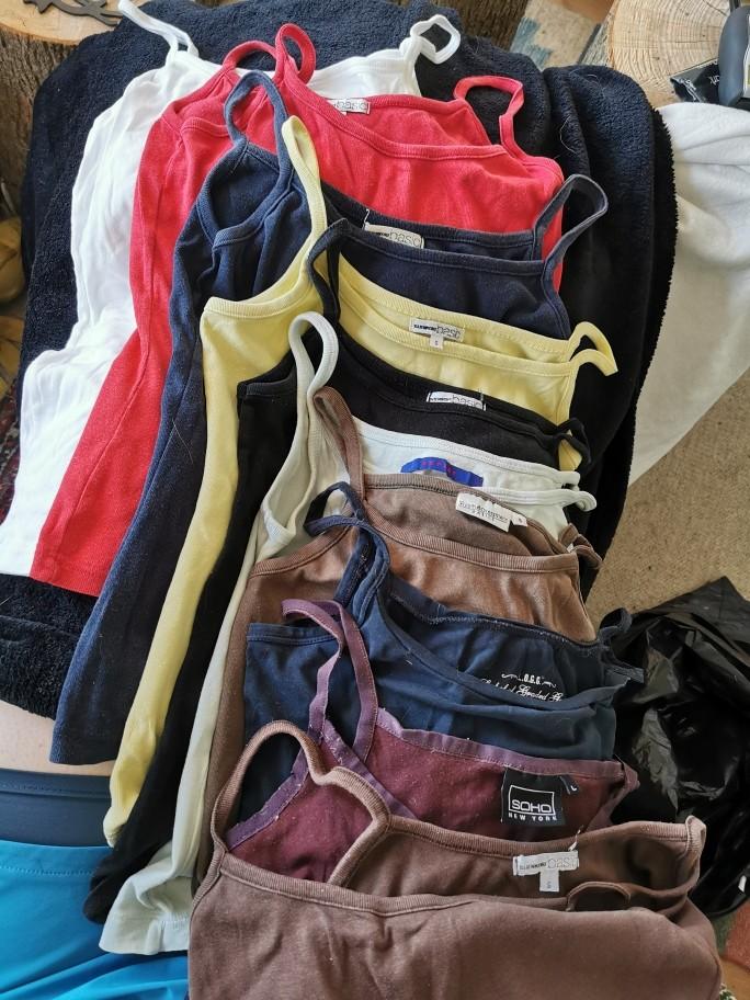 10 spaghetti top S/M Mt 40-42

Meesten van katoen
Overeenkom, Maat 38/40 (M), Wit, Nieuw, Ophalen of Verzenden