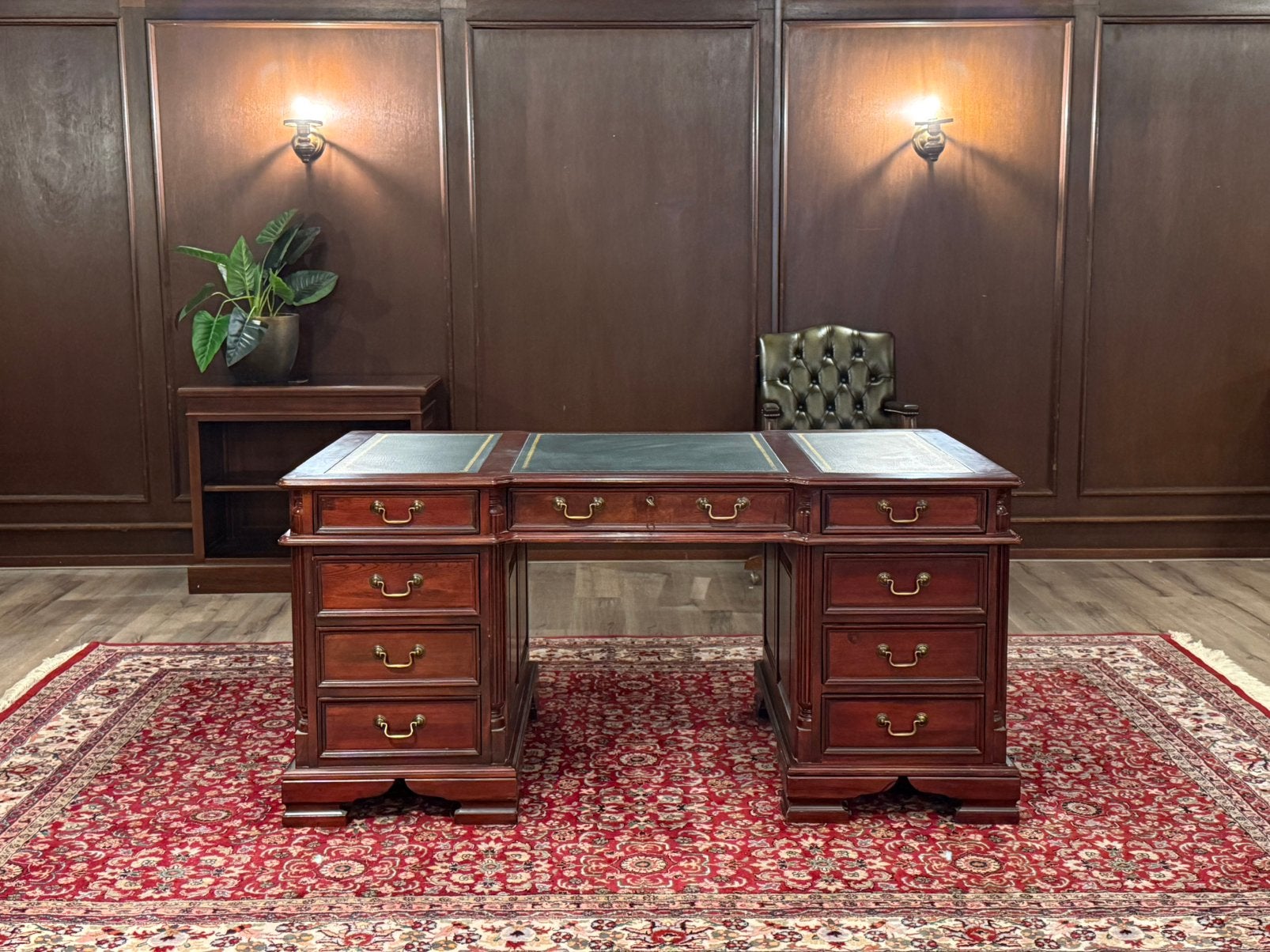 Klassiek Engels bureau #691, Overige typen, Hout, 93 cm, Bruin