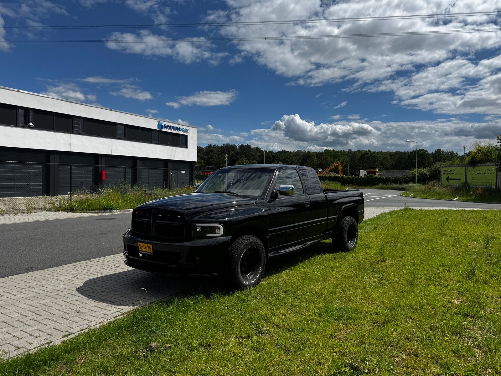 Dodge ram 1996 5.9, Automaat, Achterwielaandrijving, 234 pk, Particulier