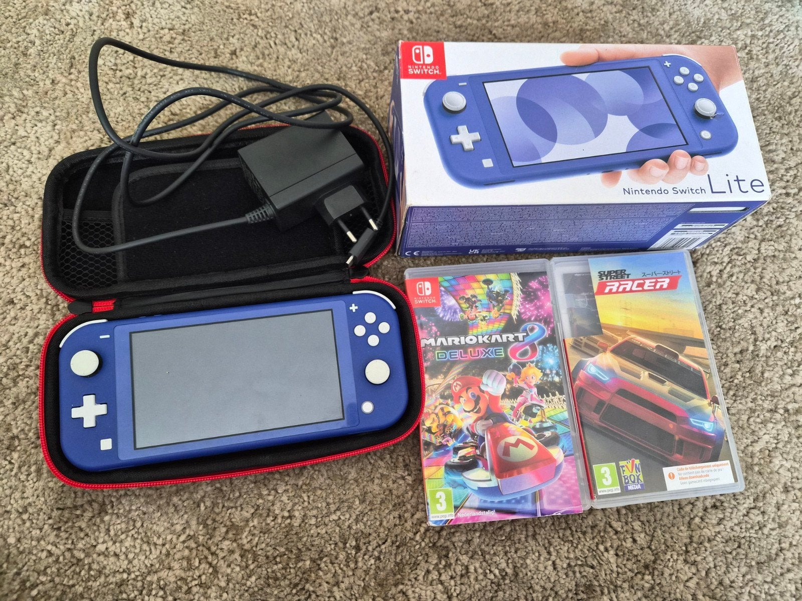 Nintendo Switch Lite + 3 spellen en accessoires - ZGAN, Spelcomputers en Games, Spelcomputers | Nintendo Switch Lite, Ophalen of Verzenden